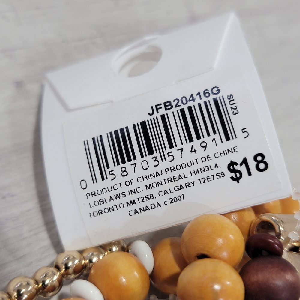NWT Joe Fresh Beaded Bracelet Set Wooden Stackable Heart Charm Stretchy Boho - Picture 12 of 14